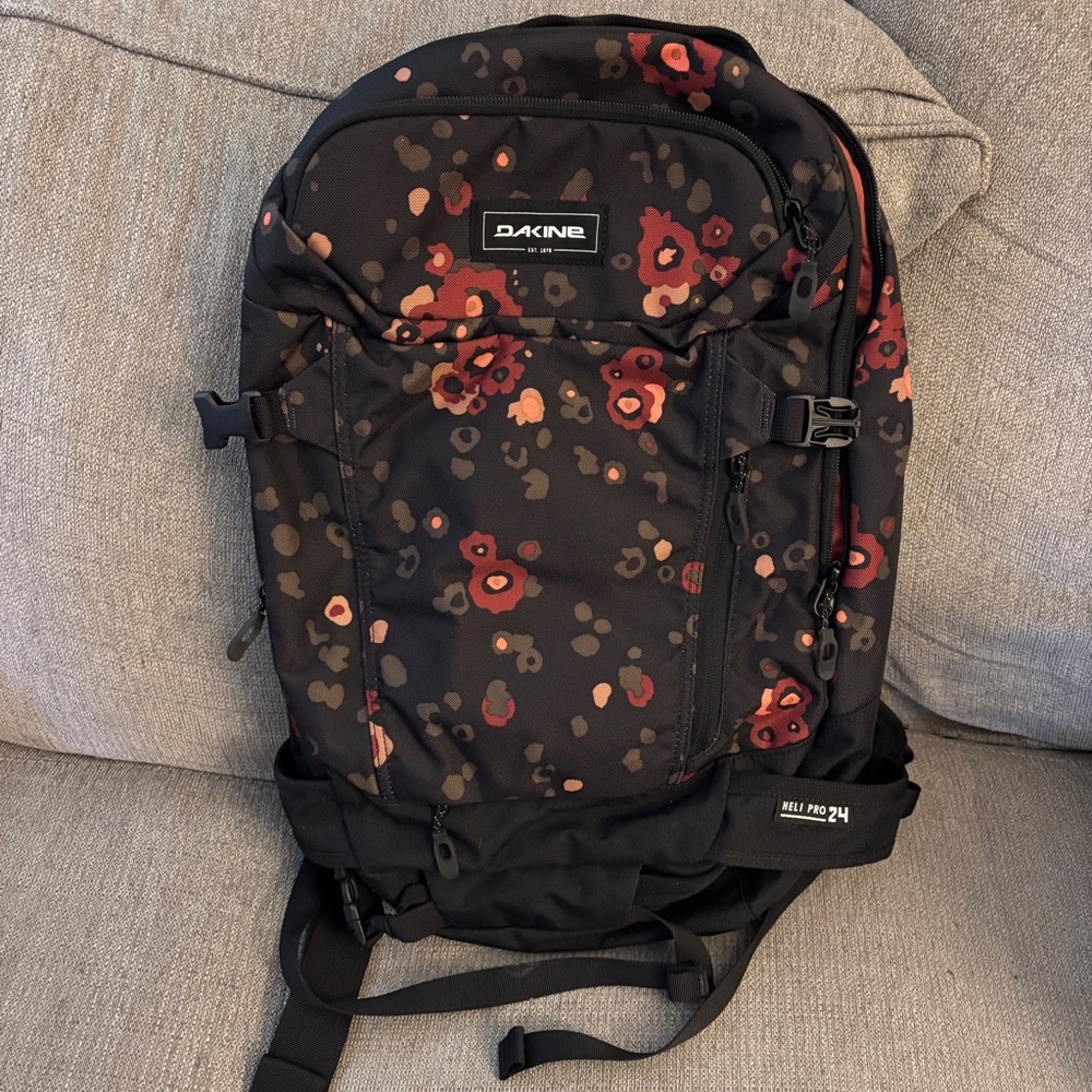 Dakine Women's Heli Pro 20L Backpack Women's Begonia